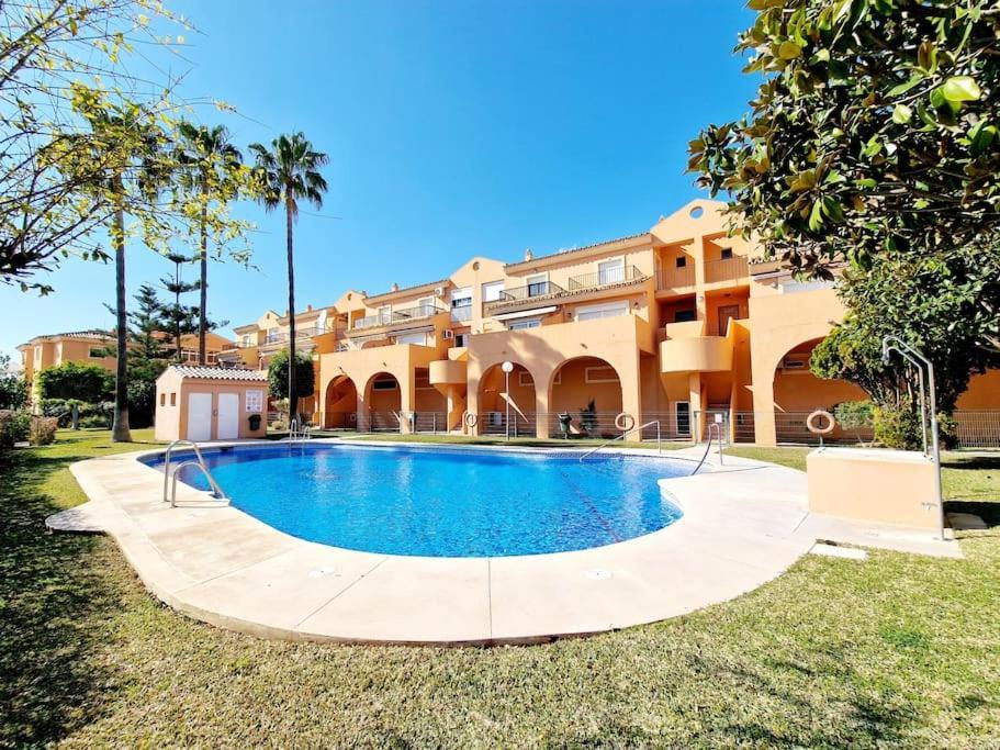 Semi-Detached House In Butiplaya Apartment La Cala De Mijas Exterior photo